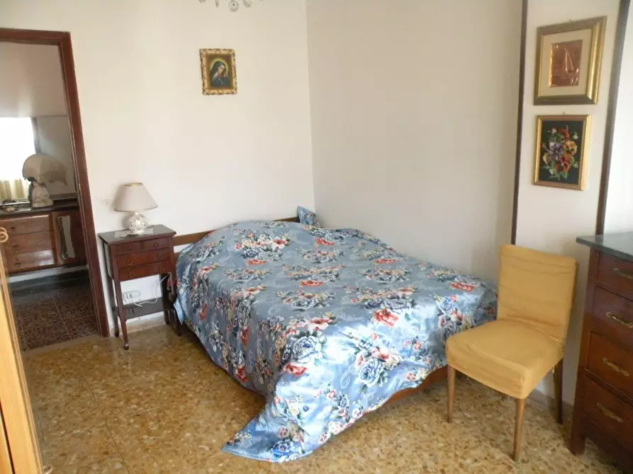 Immagine 12 di Appartamento in vendita  a Massa