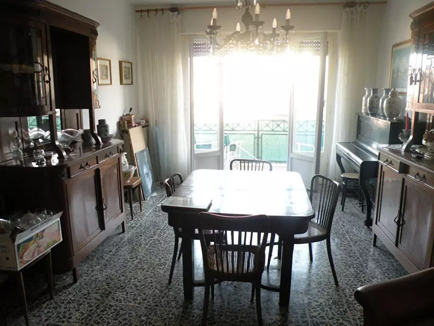 Immagine 7 di Appartamento in vendita  a Massa