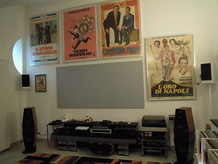 Immagine 17 di Appartamento in vendita  a Massa