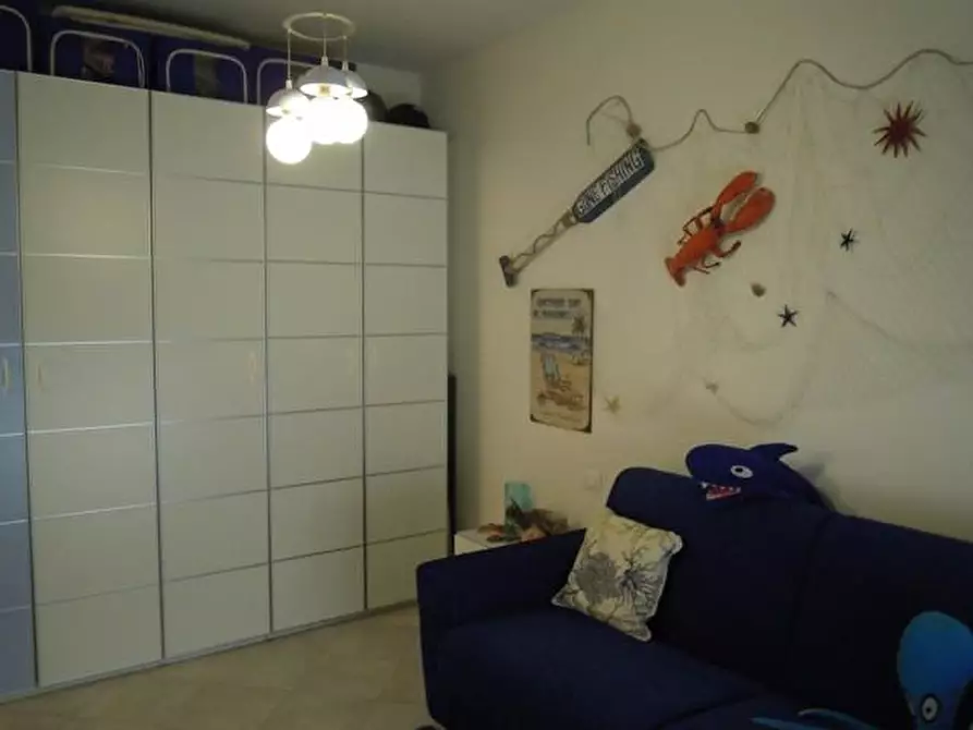 Immagine 10 di Appartamento in vendita  a Massa