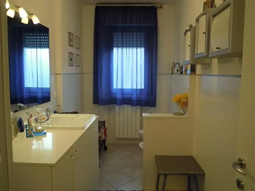 Immagine 14 di Appartamento in vendita  a Massa