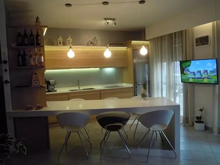 Immagine 5 di Appartamento in vendita  a Massa