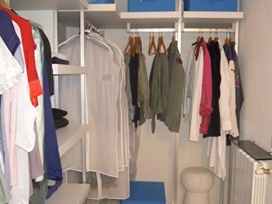 Immagine 23 di Appartamento in vendita  a Massa