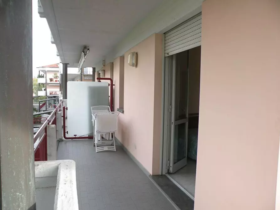 Immagine 17 di Appartamento in vendita  a Massa