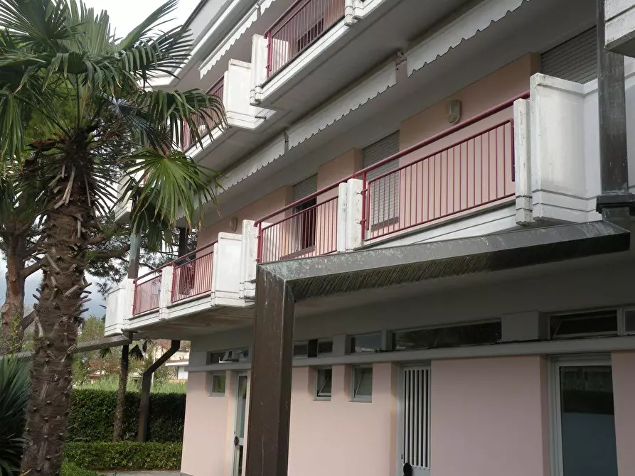 Immagine 19 di Appartamento in vendita  a Massa