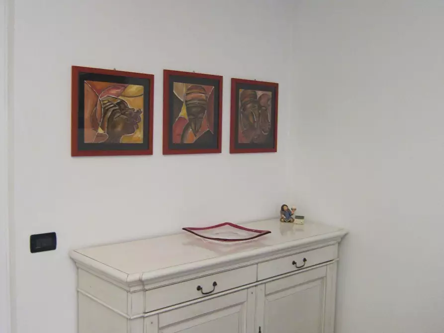 Immagine 6 di Appartamento in vendita  a Massa