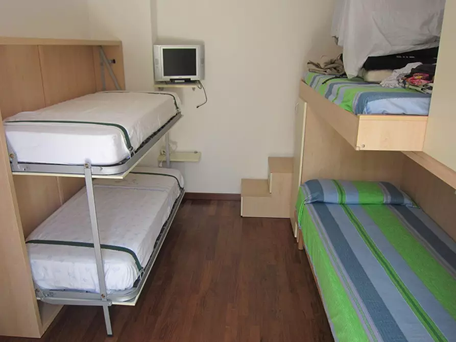 Immagine 10 di Appartamento in vendita  a Massa