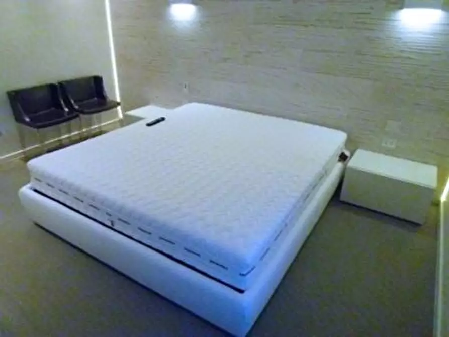 Immagine 8 di Mansarda in vendita  a Forte Dei Marmi