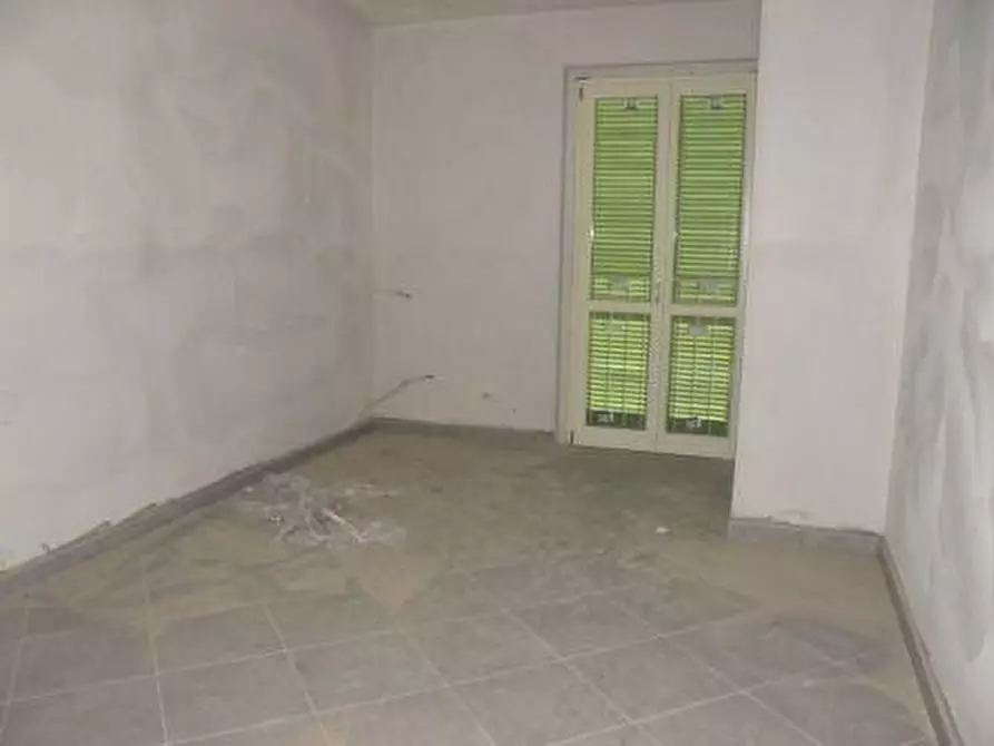 Immagine 9 di Appartamento in vendita  a Massa