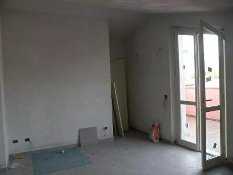 Immagine 15 di Appartamento in vendita  a Massa