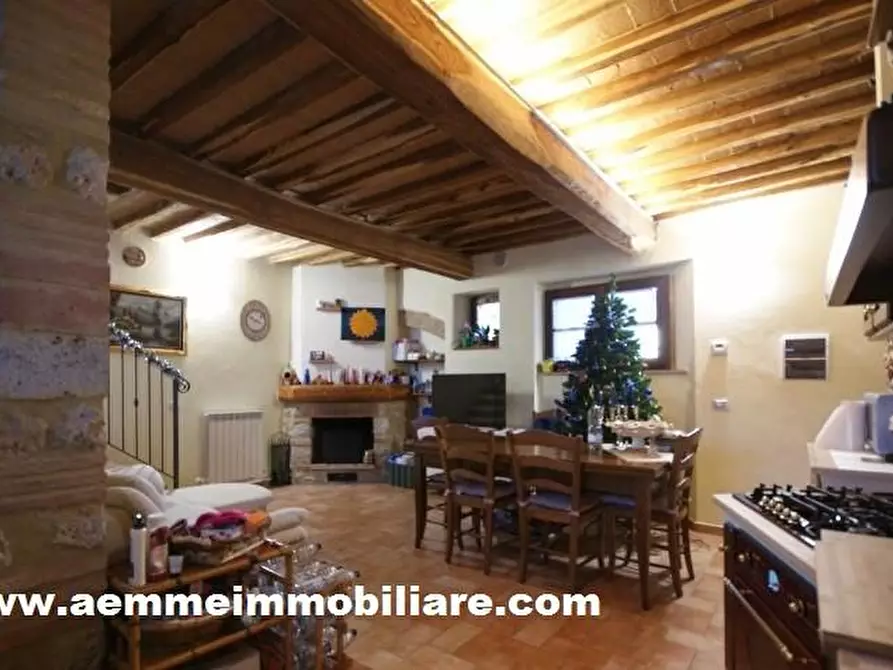 Immagine 12 di Rustico / casale in vendita  a Casole D'elsa