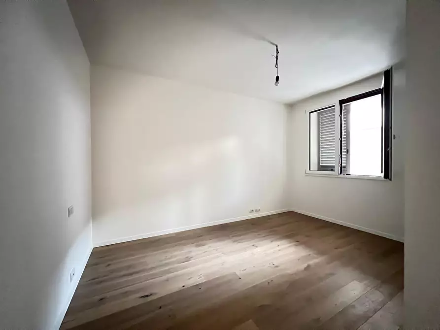 Immagine 16 di Appartamento in vendita  a Empoli