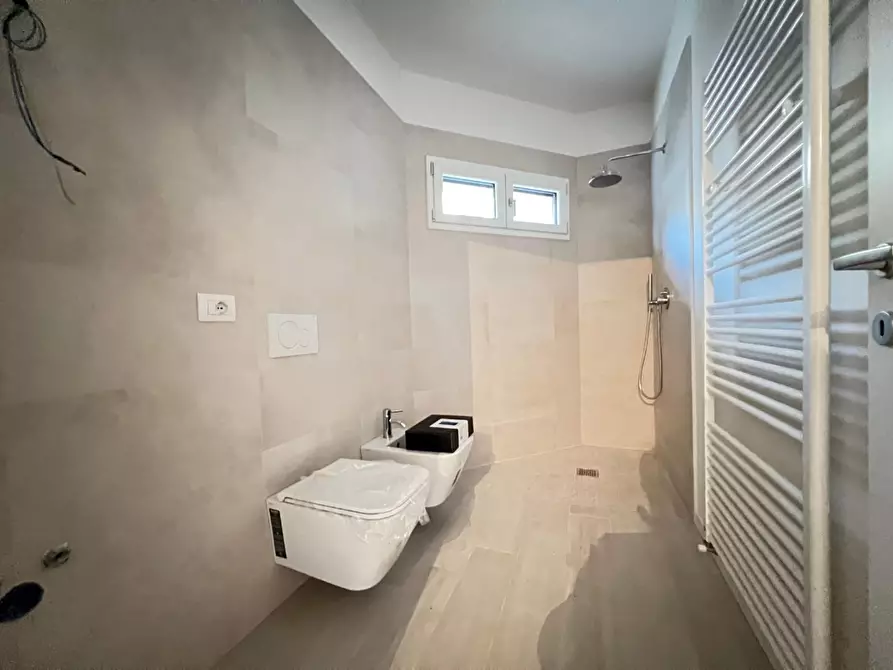 Immagine 13 di Appartamento in vendita  a Empoli