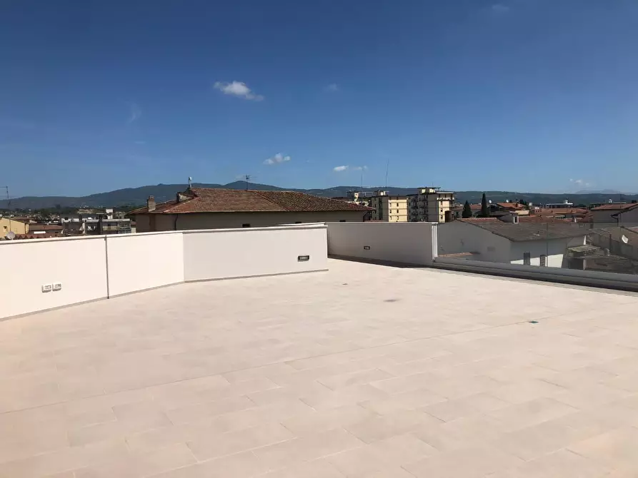 Immagine 15 di Mansarda in vendita  a Empoli