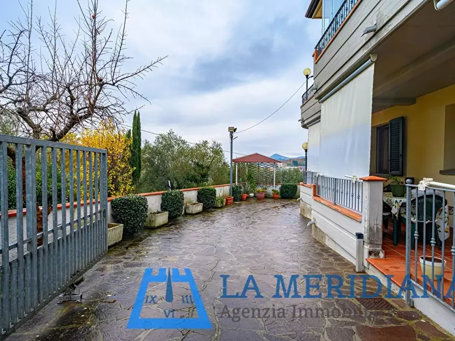 Immagine 60 di Terratetto in vendita  a Larciano