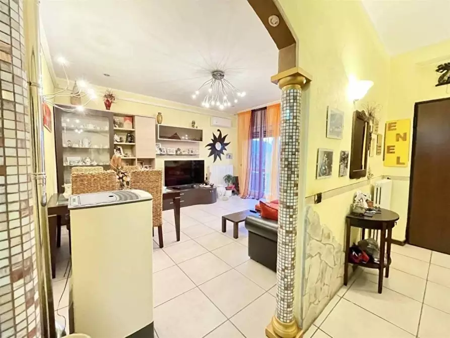 Immagine 4 di Porzione di casa in vendita  a Ortonovo