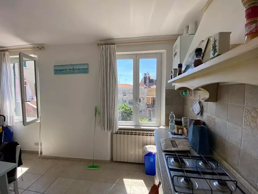 Immagine 18 di Appartamento in vendita  a Lerici