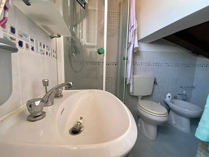 Immagine 32 di Appartamento in vendita  a Lerici