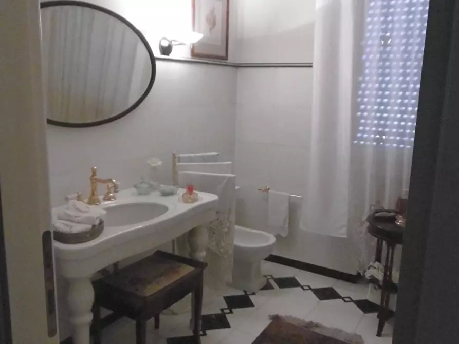 Immagine 3 di Mansarda in vendita  a Empoli