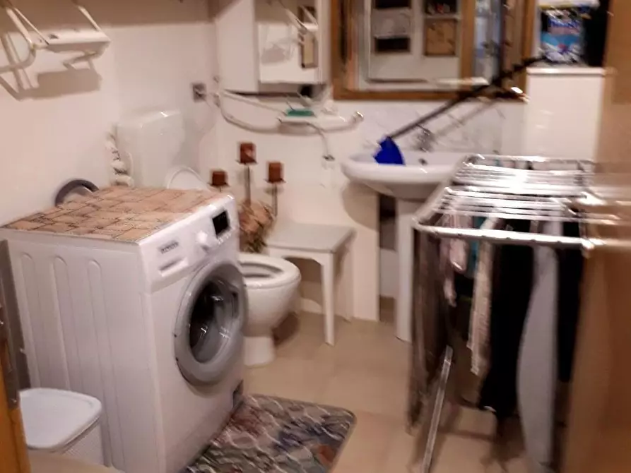 Immagine 11 di Appartamento in vendita  a Pontedera