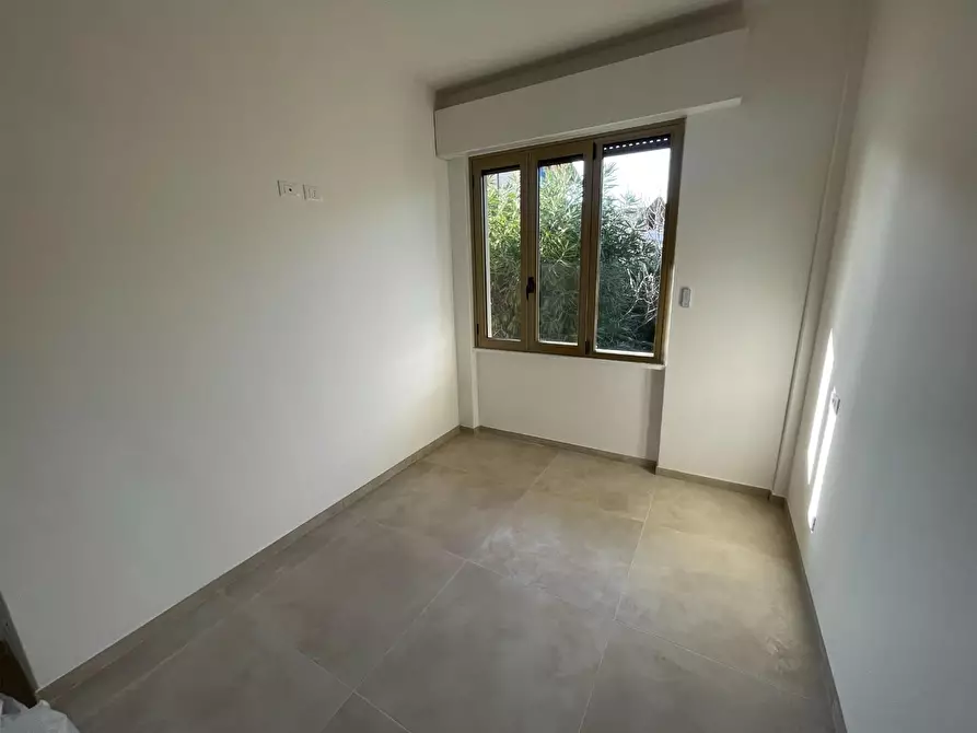 Immagine 14 di Appartamento in vendita  a Massa