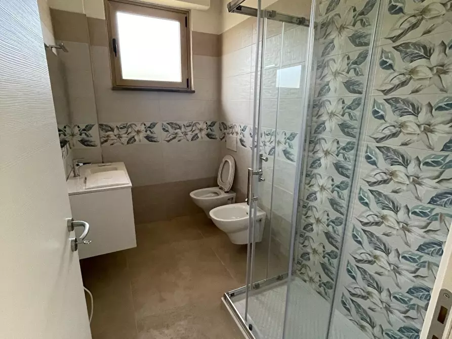 Immagine 6 di Appartamento in vendita  a Massa