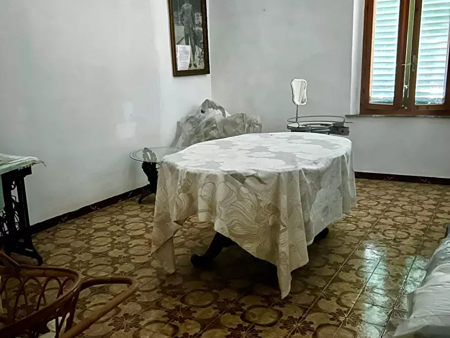 Immagine 2 di Appartamento in vendita  a Peccioli