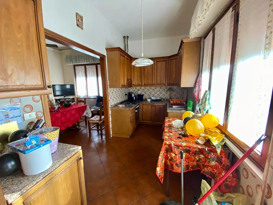 Immagine 8 di Appartamento in vendita  a Capannori