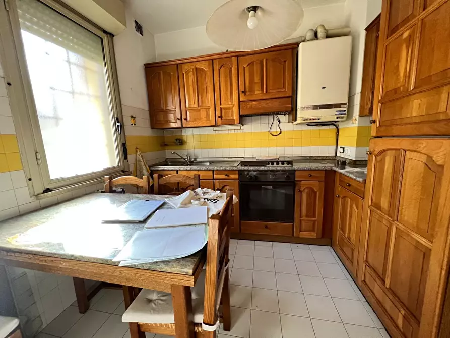 Immagine 8 di Appartamento in vendita  a Pontedera