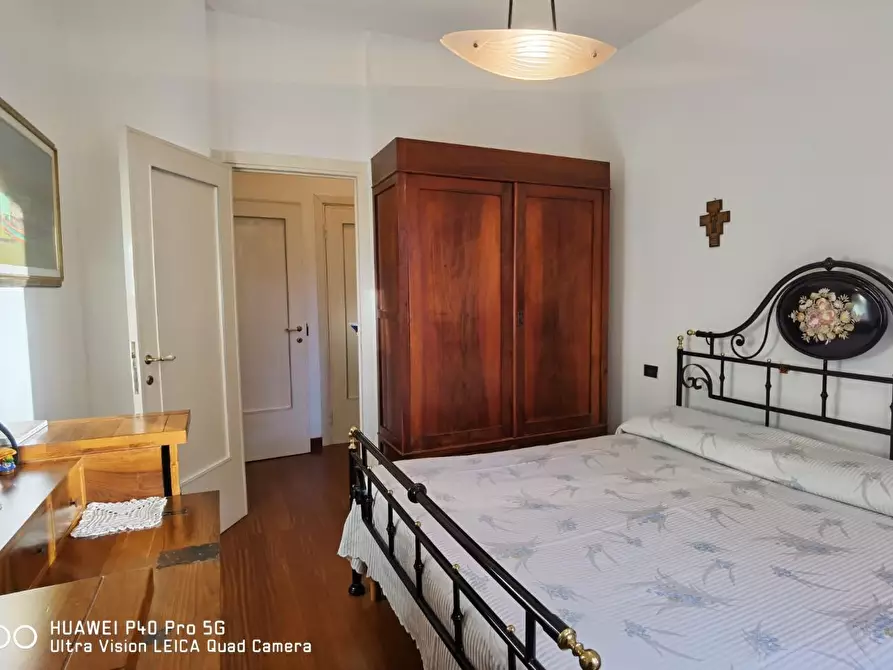 Immagine 53 di Villa in vendita  a Livorno