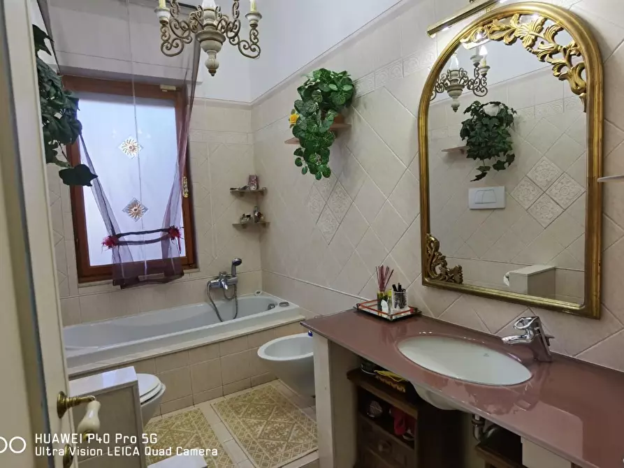 Immagine 64 di Villa in vendita  a Livorno