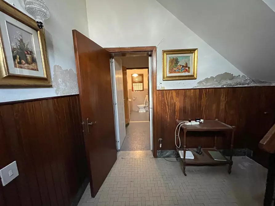 Immagine 29 di Appartamento in vendita  a Massa