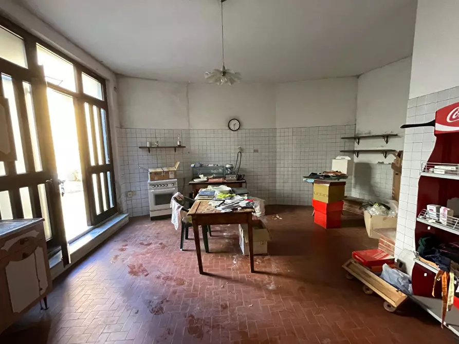 Immagine 38 di Appartamento in vendita  a Massa