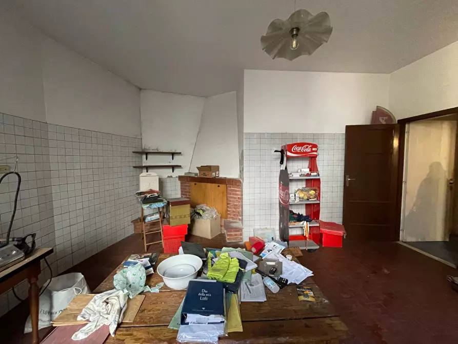 Immagine 36 di Appartamento in vendita  a Massa