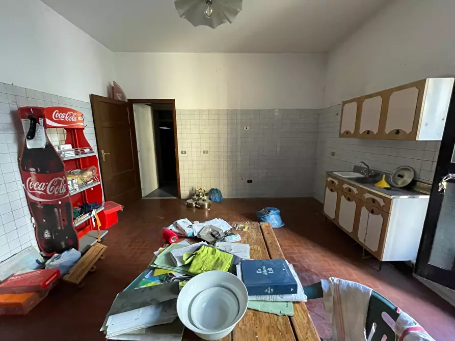 Immagine 37 di Appartamento in vendita  a Massa