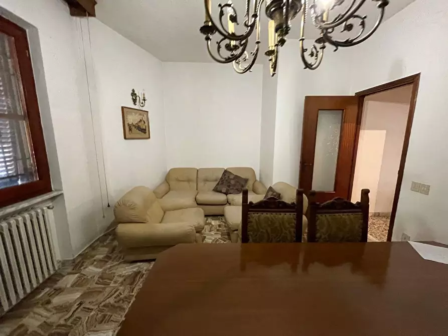 Immagine 15 di Appartamento in vendita  a Massa