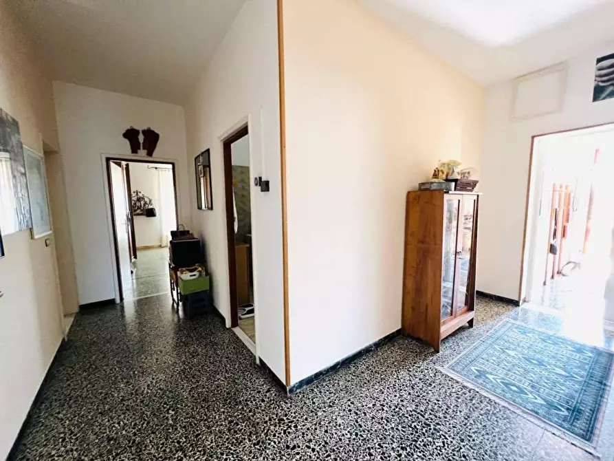 Immagine 12 di Appartamento in vendita  a Massa