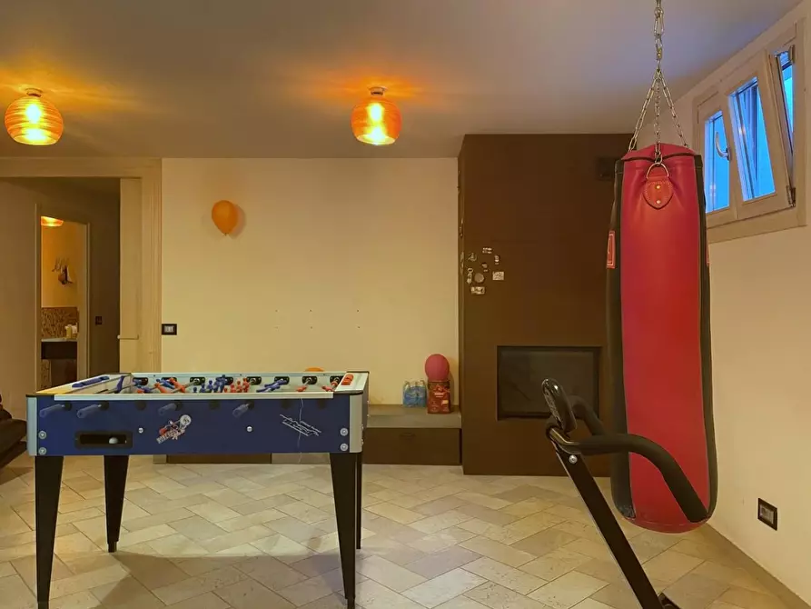 Immagine 68 di Villetta a schiera in vendita  a Massa