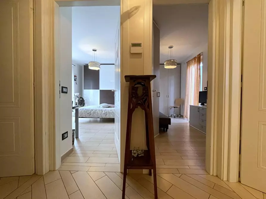 Immagine 22 di Villetta a schiera in vendita  a Massa