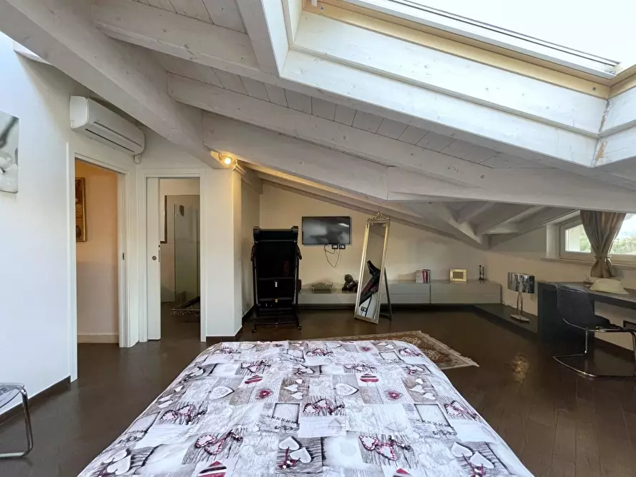 Immagine 53 di Villetta a schiera in vendita  a Massa