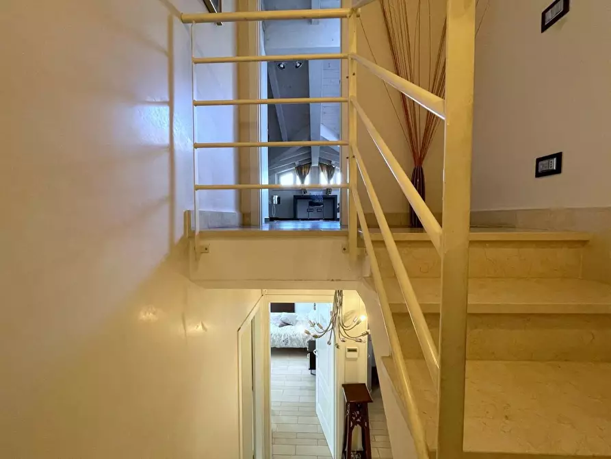 Immagine 46 di Villetta a schiera in vendita  a Massa