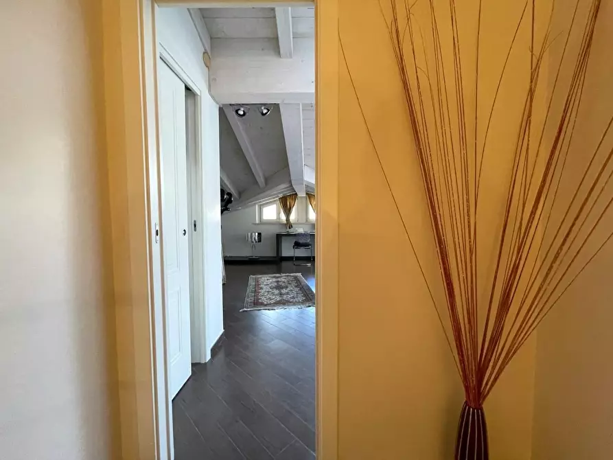 Immagine 47 di Villetta a schiera in vendita  a Massa