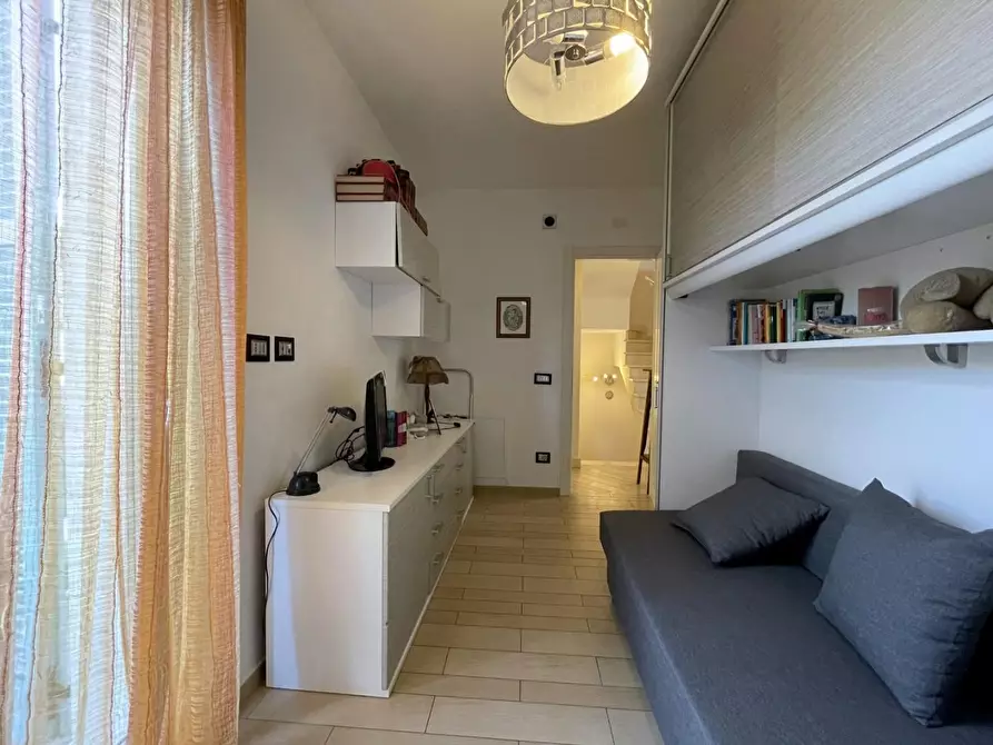 Immagine 30 di Villetta a schiera in vendita  a Massa