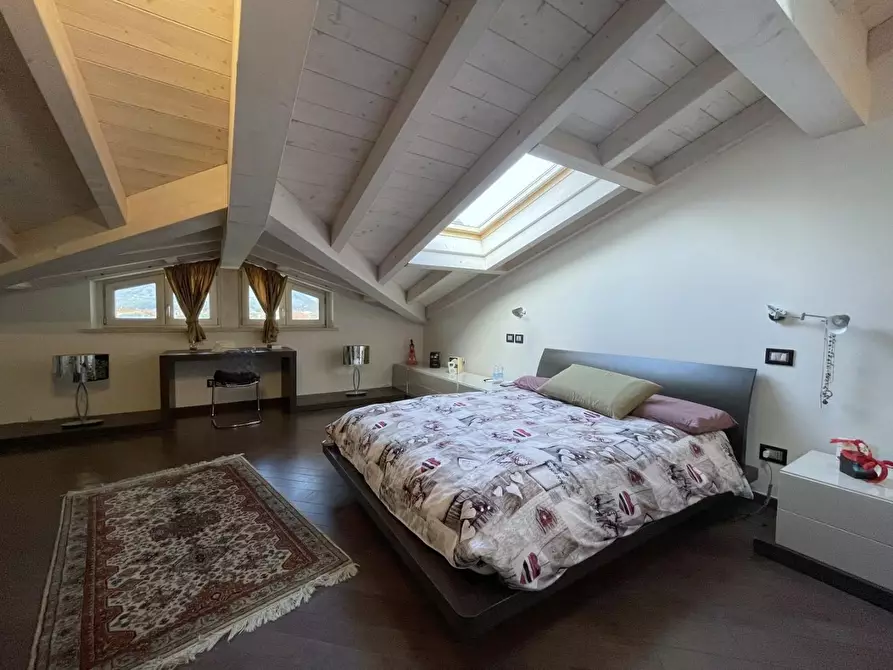 Immagine 48 di Villetta a schiera in vendita  a Massa