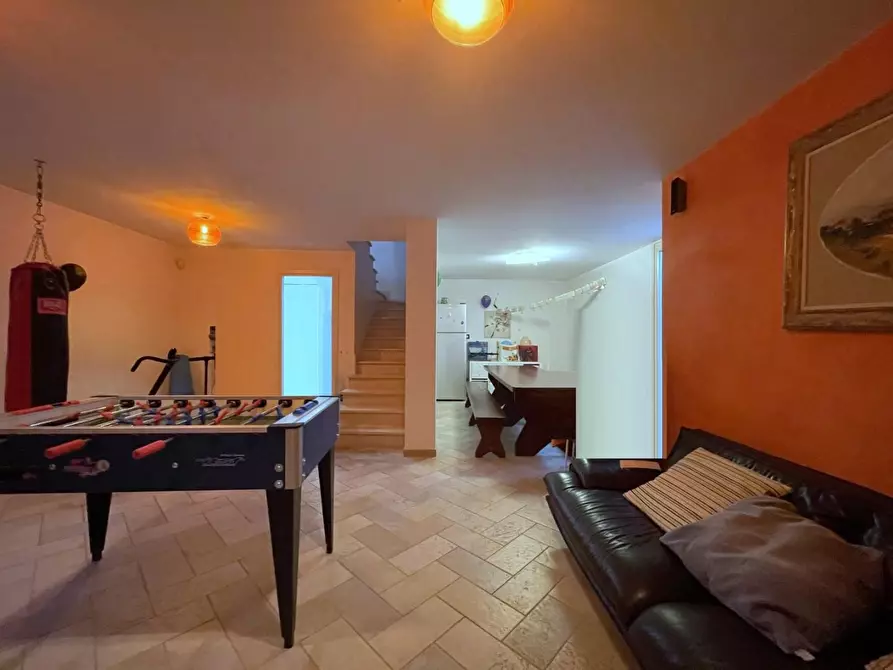 Immagine 67 di Villetta a schiera in vendita  a Massa