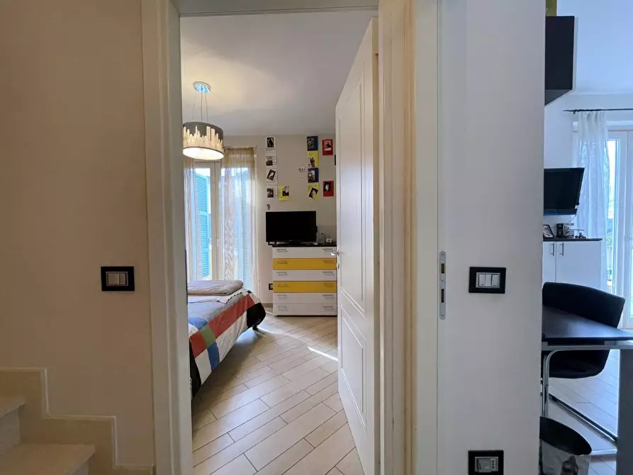 Immagine 31 di Villetta a schiera in vendita  a Massa