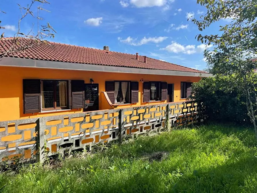 Immagine 10 di Appartamento in vendita  a Follo