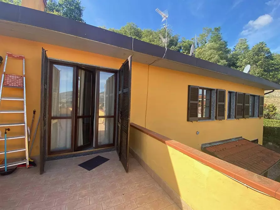 Immagine 21 di Appartamento in vendita  a Follo