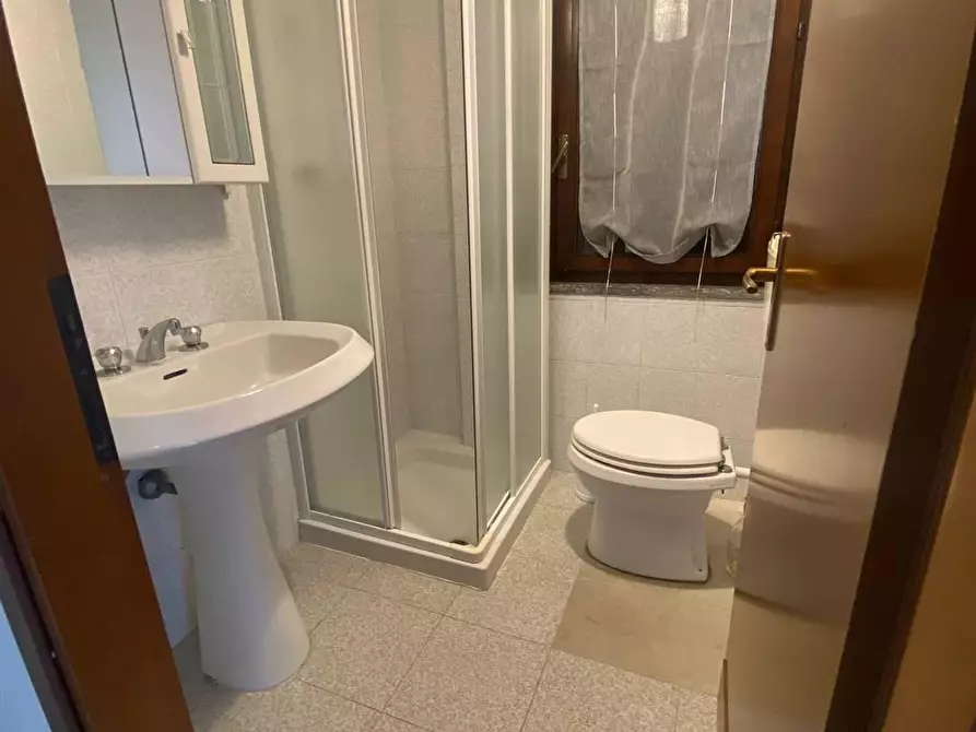 Immagine 8 di Appartamento in vendita  a Follo