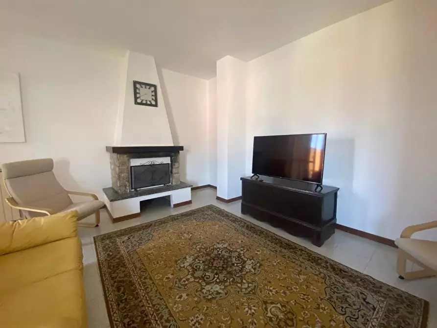 Immagine 17 di Appartamento in vendita  a Follo